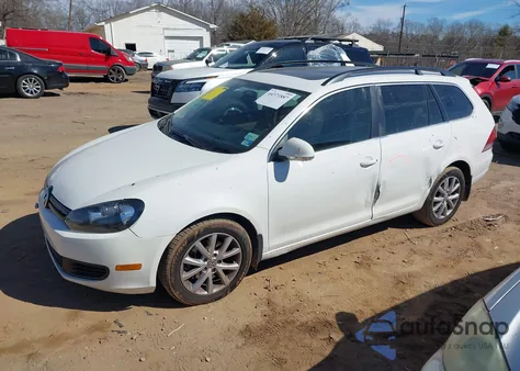2010 Volkswagen Jetta Se z USA, uszkodzony, nr VIN 3VWTX7AJ4AM697595